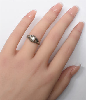 18K Diamond Ring 2.56g Diamond 0.17ct Size 6 RG0289