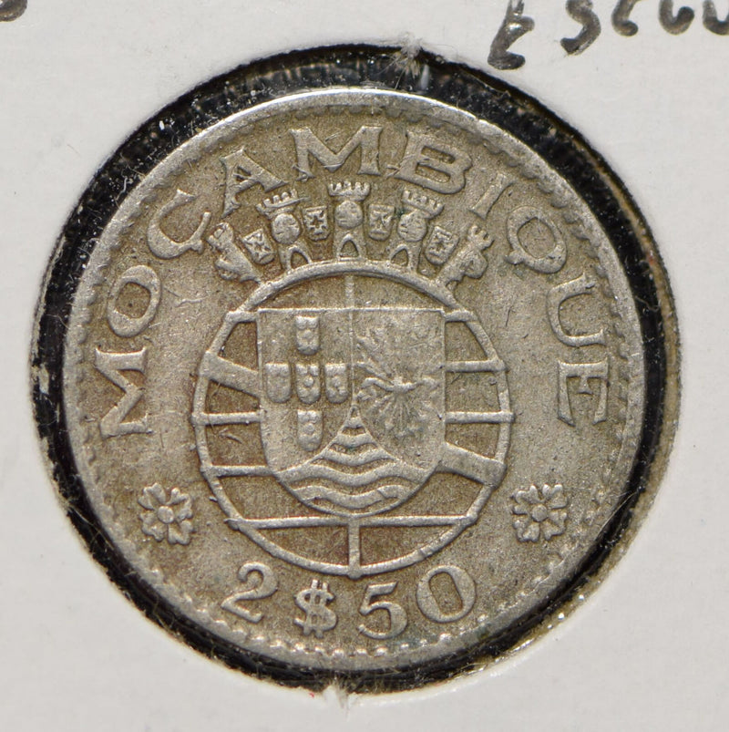 Mozambique 1965 2.5 Escudos  901279 combine shipping