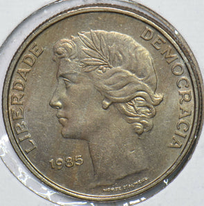 Portugal 1985 25 Escudos 195209 combine shipping