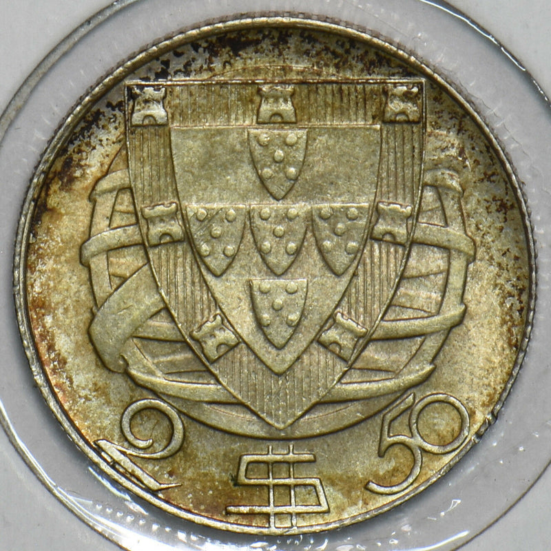 Portugal 1944 2.50 Escudos 491028 combine shipping