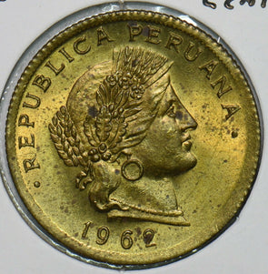 Peru 1962 20 Centavos 196601 combine shipping