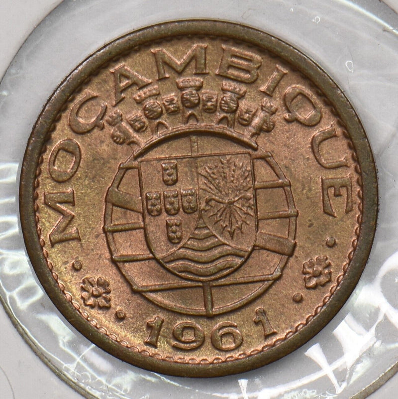 Mozambique 1961 10 Centavos 199633 combine shipping