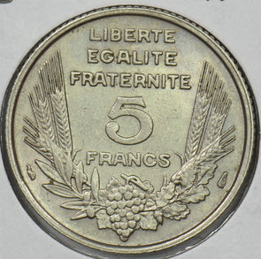 47383132