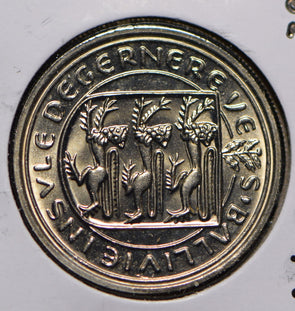 Guernsey 1982 5 Pence  191144 combine shipping