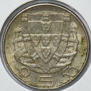 Portugal 1942 2 1/2 Escudos 192733 combine shipping