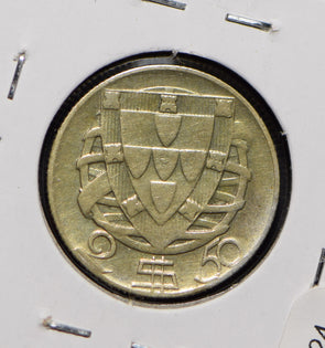 Portugal 1944 2 1/2 Escudos  292224 combine shipping