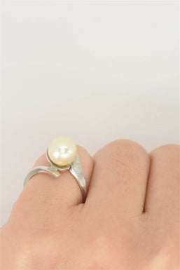10K Gold Pearl Ring 2.61g Pearl 0.3in Size 4 RG0112