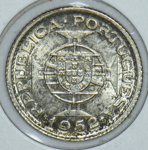 Portugal 1952 Macau Pataca 191626 combine shipping