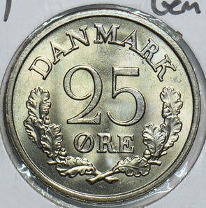 Denmark 1961 25 Ore Gem BU 198312 combine shipping
