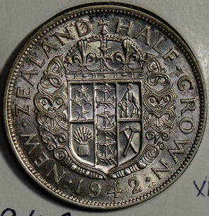 New Zealand 1942 1/2 Crown silver half N0103 combine shipping