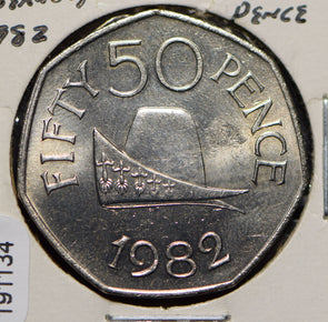 Guernsey 1982 50 Pence  191134 combine shipping