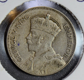 N0115 New Zealand 1933 Shilling silver  combine shipping