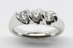 14K Gold Diamond Ring 5.17g RG0169