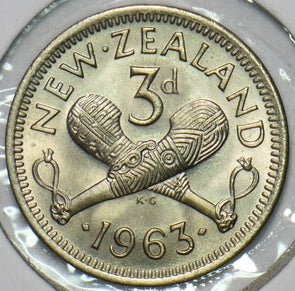 New Zealand 1963 3 Pence 297580 combine shipping