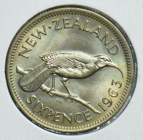 New Zealand 1963 6 Pence Bird animal 197955 combine shipping