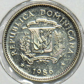 Dominican Republic 1986 10 Centavos 903808 combine shipping