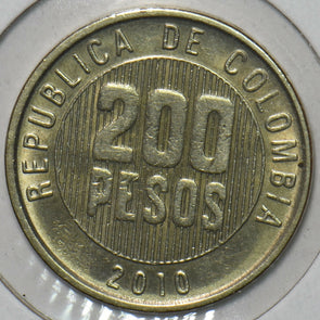 Colombia 2010 200 Pesos 152135 combine shipping