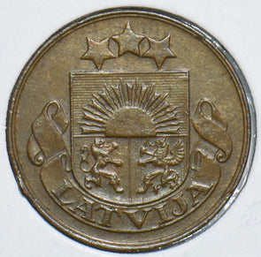 Latvia 1932 2 Santimi 240984 combine shipping