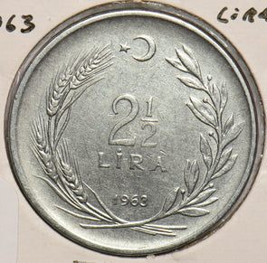 Turkey 1963 2 1/2 Lira 199051 combine shipping