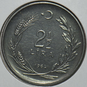 Turkey 1964 2 1/2 Lira 195778 combine shipping