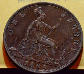 Great Britain 13P Upper leaf group Nearest tie missing 1889 Penny VF GR0049 comb