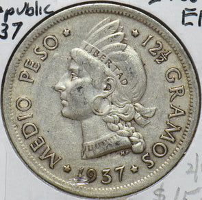Dominican Republic 1937 1/2 Peso 294130 combine shipping