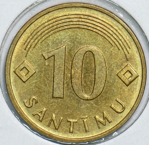 Latvia 1992 10 Santimu 153887 combine shipping