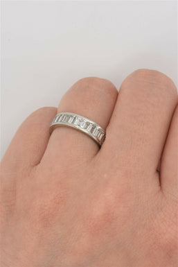 Platinum Diamond Ring 3.8g RG0180