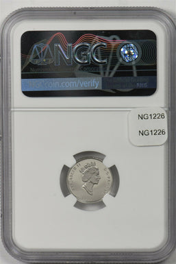 Canada 1999 30 Dollars platinum Muskox animal NGC Proof 70 Ultra Cameo 0.1oz pla