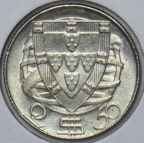 Portugal 1944 2 1/2 Escudos 295995 combine shipping