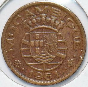 Mozambique 1961 Portuguese Colony 20 Centavos 901977 combine shipping